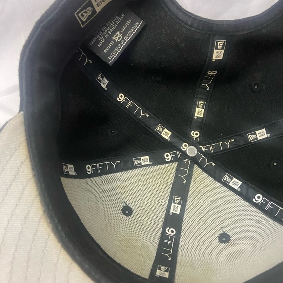 Oakland Las Vegas Raiders Snapback New Era 9FIFTY Hat Cap NFL Football AFC West - Picture 14 of 16